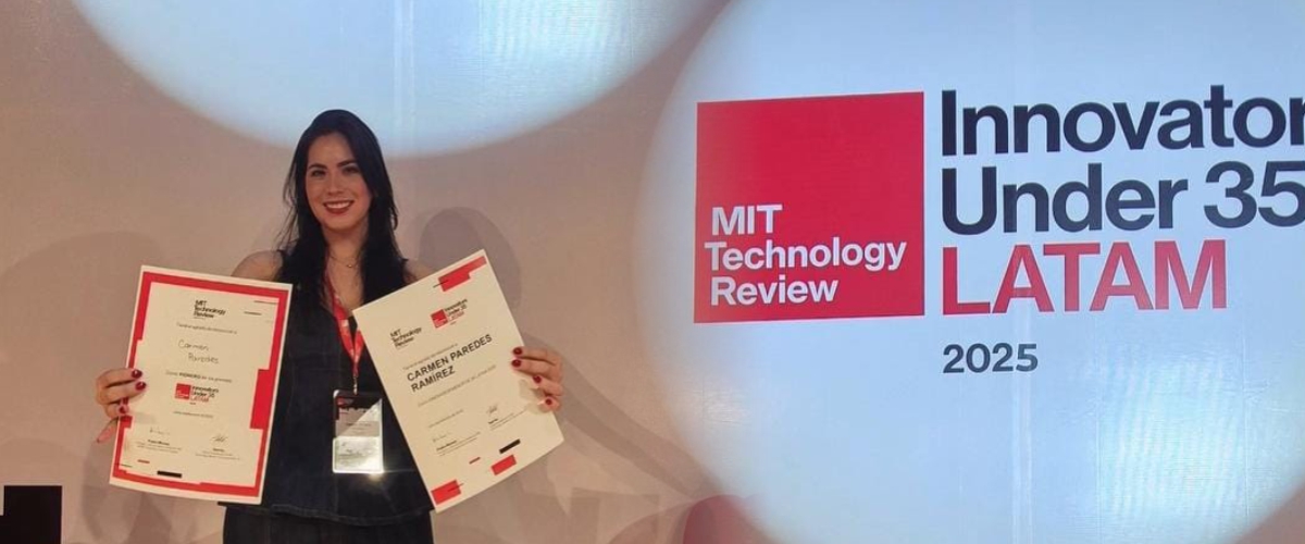 Carmen Paredes, reconocida como Pionera del Año en los premios MIT Innovators. Under 35 LATAM 2025